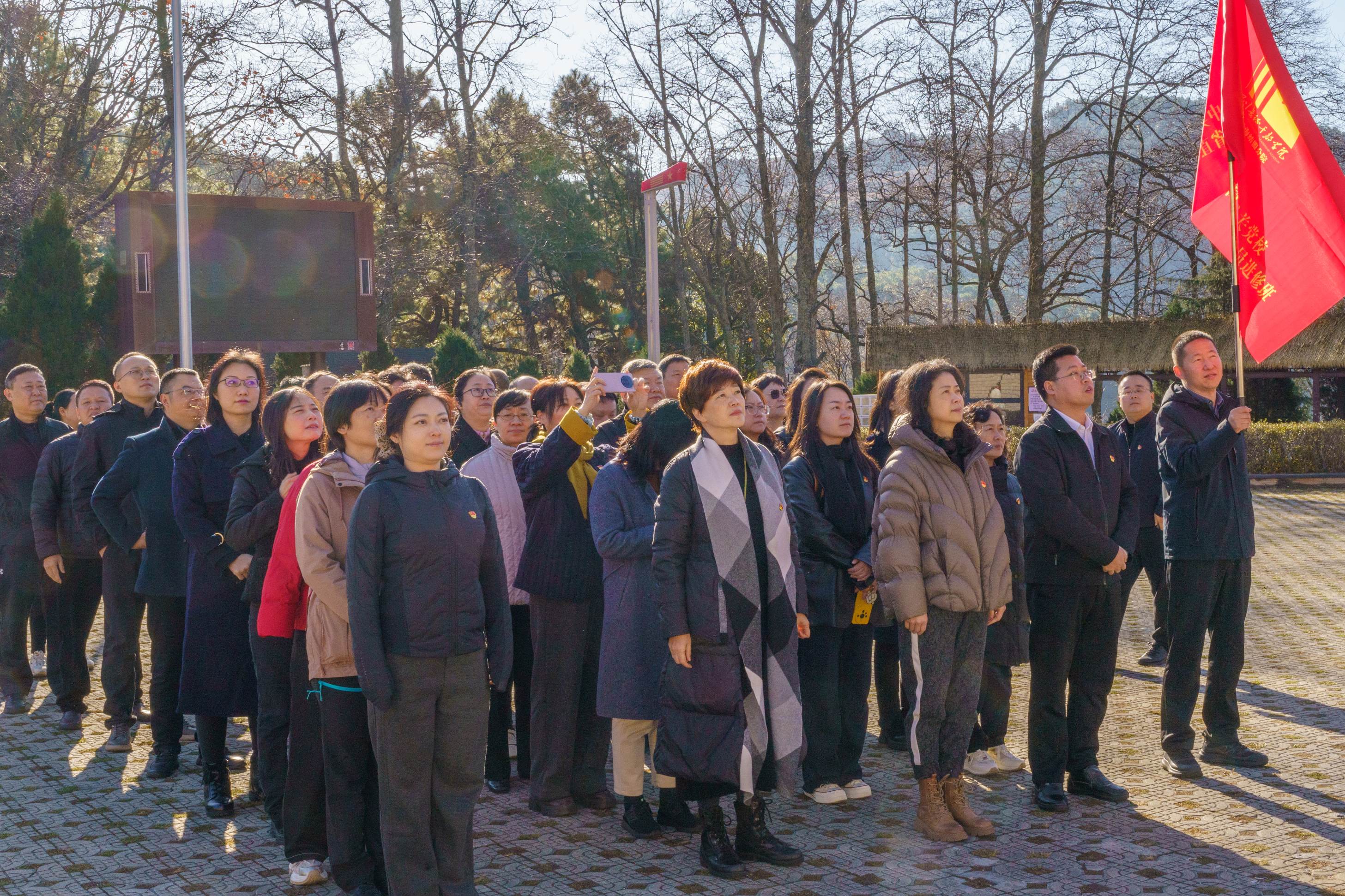 1766371697708185.jpg 1 (1).jpg